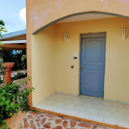 Le Nil Appartement Cosy Tout Confort Baie-Mahault Exteriér fotografie