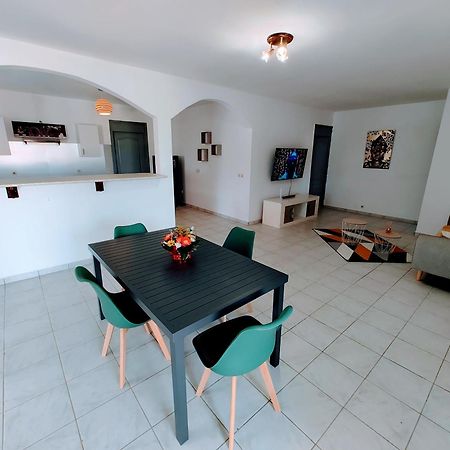Le Nil Appartement Cosy Tout Confort Baie-Mahault Exteriér fotografie