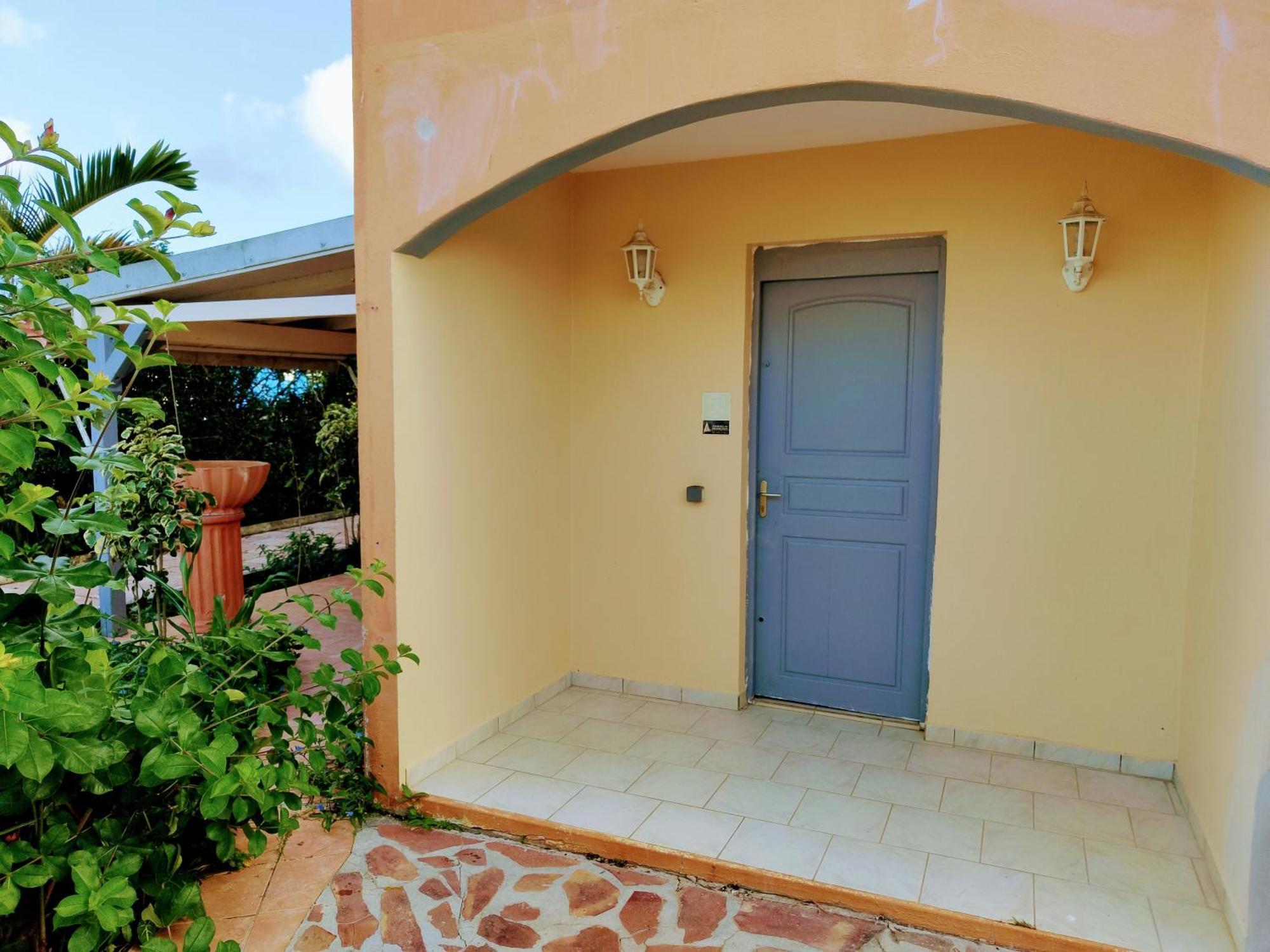 Le Nil Appartement Cosy Tout Confort Baie-Mahault Exteriér fotografie
