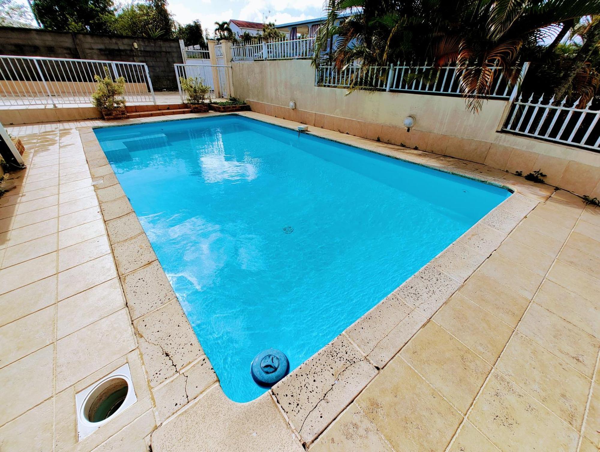 Le Nil Appartement Cosy Tout Confort Baie-Mahault Exteriér fotografie